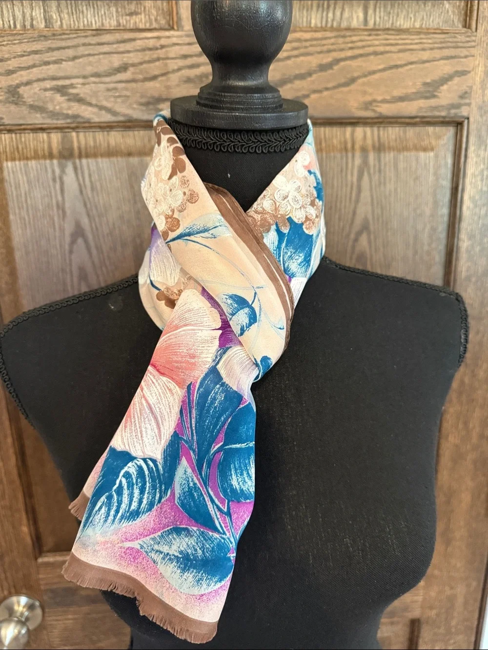 Oscar de la Renta 100% Silk Floral Pink Blue Brown Scarf